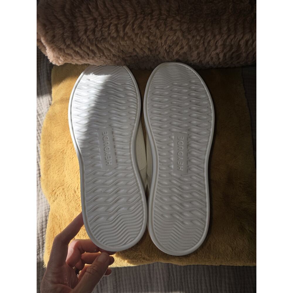 Hey Dude Women's White Canvas slip ons casual boat beach everday easy on crisp - Picture 7 of 7